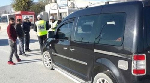 Polis cam filmlerini affetmedi!