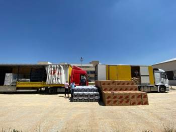 Polis Düzenlediği Operasyonda 4 Milyon 700 Bin Adet Kaçak Makaron Ele Geçirdi
