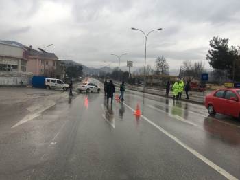 Polis Ekipleri Olumsuz Hava Şartlarına Rağmen Kısıtlama Saatlerindeki Denetimlerini Aralıksız Sürdürüyor
