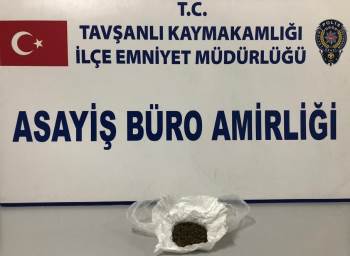 Polis Uyuşturucuya Geçit Vermedi
