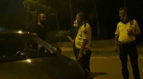 Polisin alkollü sürücüyle imtihanı: Yakaladınız çok güzel oldu! 