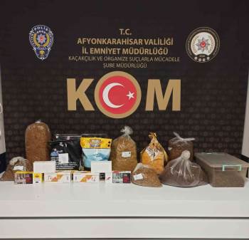 Polisten Kaçak Tütün Satan İş Yerine Baskın
