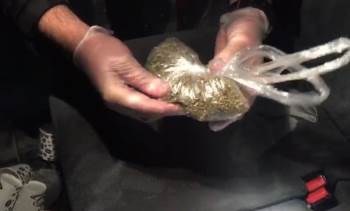 Polisten Uyuşturucu Operasyonu
