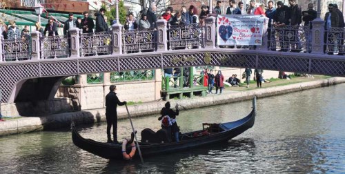 Porsuk Çayı'nda romantik teklif