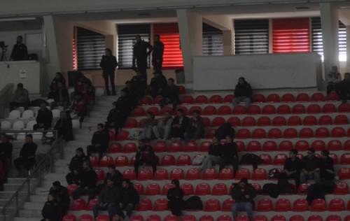 Porsuk’ta az seyirci vardı