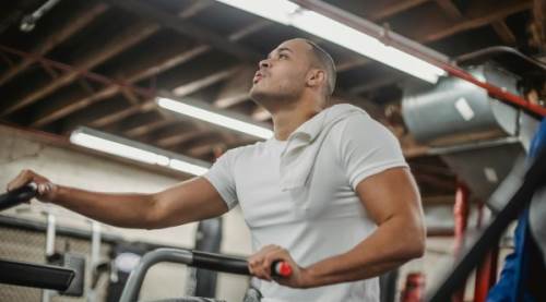 Postür Nedir? Doğru Duruşun Önemi ve Sağlığa Faydaları