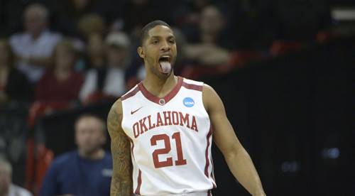 Potada Cameron Clark sesleri