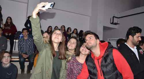 Potanın yıldızları panele katıldı