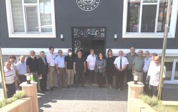 Proje Okulu Temsilcileri Tavşanlı’Da Bir Araya Geldi
