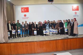 Projede Görev Alanlar Ödüllendirildi
