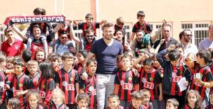 Projeye Es Es'te katıldı