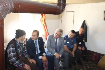 Protokol, 97 Yaşındaki Hüseyin Dede’Yi Unutmadı
