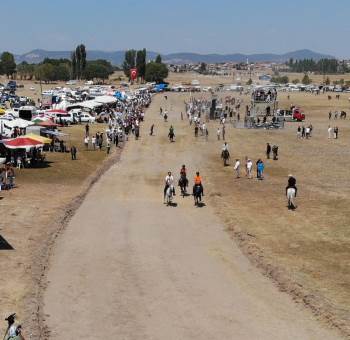 Rahvan Atlar ‘Zafer’E Koştu
