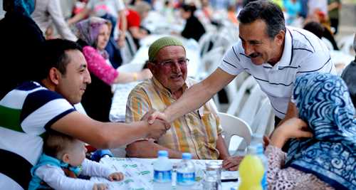 RAMAZAN BEREKETİ SÜTLÜCE’DE YAŞANDI