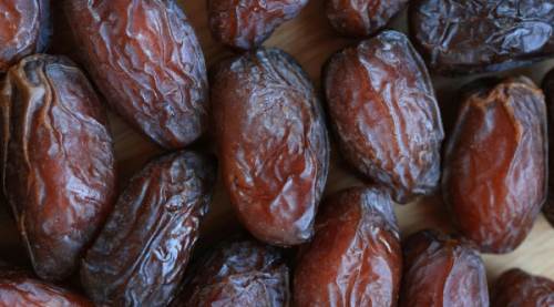Ramazan’da Sofraların Vazgeçilmezi Hurma Nasıl Saklanmalı? Yanlış Saklama Tüm Faydalarını Yok Ediyor