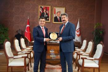 Rektör Andı’Dan Rektör Taş’A Ziyaret
