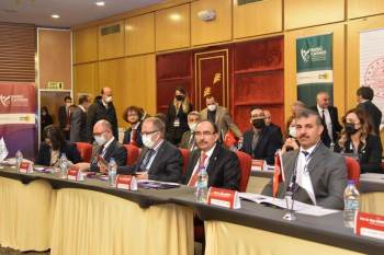 Rektör Beydemir, Batıkaf Hazırlık Çalıştayına Katıldı
