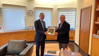 Rektör Beydemir’Den Bir Porselen Fabrikası Yönetimine Ziyaret
