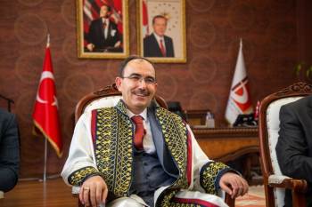 Rektör Beydemir’İn, Dünya Yaşlılar Günü Mesajı
