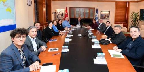 Rektör Erdal dergi editörleriyle bir araya geldi