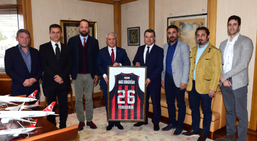 Rektör Gündoğan'a nezaket ziyareti