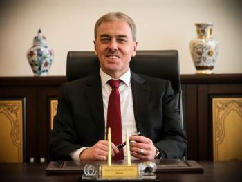 Rektör Kavuncu: "Kütahya, Covid-19’Da Tepe Noktayı Hala Görmedi"
