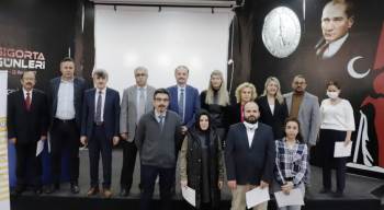 Rektör Kazım Uysal: "Üretkenlik Yalnız Başına Olan Bir Şey Değil"
