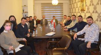 Rektör Kazım Uysal, Kütahya Genç İş Adamları Derneği İle Buluştu
