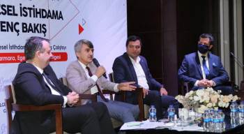 Rektör Uysal, Bölgesel İstihdama Genç Bakış Çalıştayı’Na Katıldı
