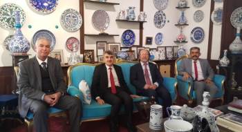 Rektör Uysal’Dan Çini Sanatçılarına Ziyaret
