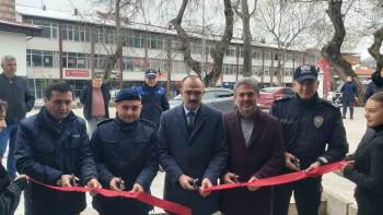 Resim Sergisi Açılış Töreni Düzenlendi
