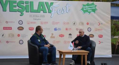 Rıza Çalımbay, “Yeşil Sahne”de öğrencilerle buluştu