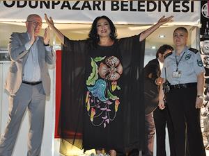 Türkan Şoray Eskişehirlilerle Buluştu