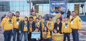 Robotik Kulübü Öğrencilerine ‘Yenilikçi Çözüm Ödülü’

