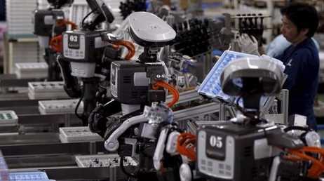 ROBOTLAR 60 BİN KİŞİYİ İŞİNDEN ETTİ