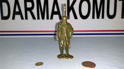 Roma dönemine ait heykel ile yakalandı