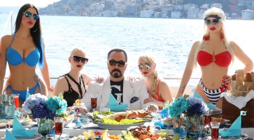 RTÜK Adnan Oktar'a neden dokunamıyor?