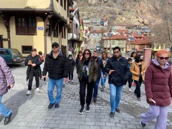 Ruslar Bu Hafta Da Afyonkarahisar’In Tarihi Sokaklarını Boş Bırakmadı
