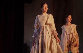 Rusya’Da Düzenlenen Defilede Lefke Bezi Dünyaya Tanıtıldı
