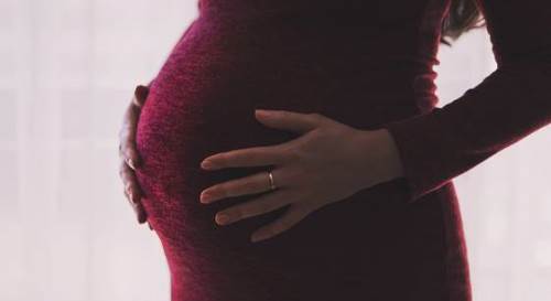 Rüyada Ablanı Hamile Görmek (Rüya Tabiri)