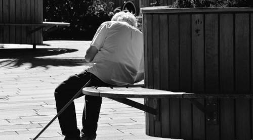 Rüyada Baston Görmek: Anlamı Yorumu ve Detaylı Rüya Tabiri