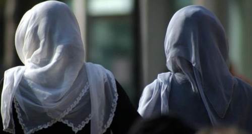 Rüyada Beyaz Başörtüsü Takan Kadın Görmek