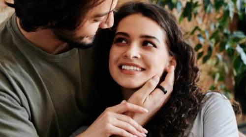 Rüyada Bir Erkeğin Sana Aşık Olduğunu Görmek