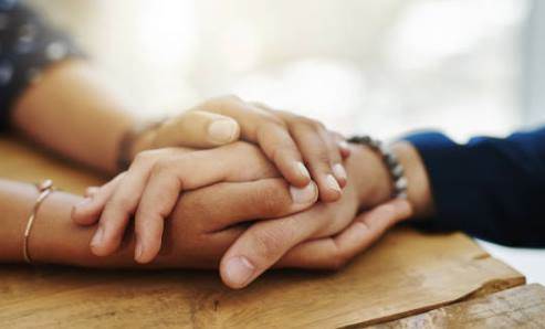 Rüyada Eski Sevgiliyi Yeni Sevgilisiyle Mutlu Görmek