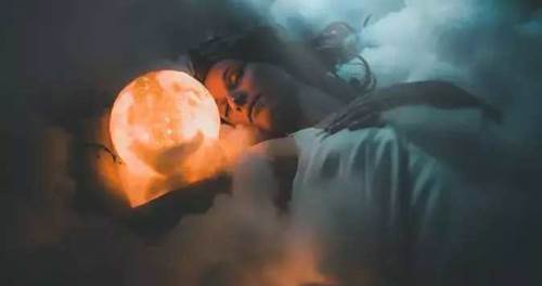 Rüyada halanın öldüğünü görmek nasıl yorumlanır? Rüyada hala görmek ne anlama gelir?