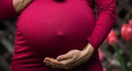  Rüyada Hamile Olduğunu Görüp Karnını Sevmek Ne Demek? Ne Anlama Gelir?