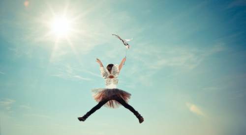 Rüyada Havaya Yükselmek Ne Demektir, Anlamı ve Rüya Tabiri