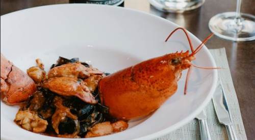 Rüyada Istakoz Görmek Ne Demek? Istakoz Pişirmek, Canlı ve Siyah Istakoz Görmek Ne Anlama Geliyor, Rüya Tabiri Nedir?