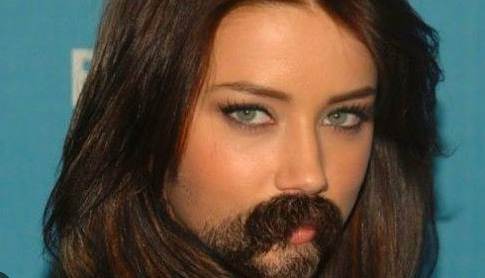 Rüyada Kadının Kendini Bıyıklı Görmesi (Diyanet Yorumu)