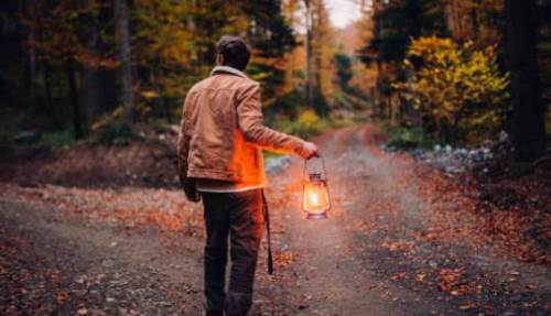 Rüyada Kaybolmak ve Yol Sormak Ne Anlama Gelir?